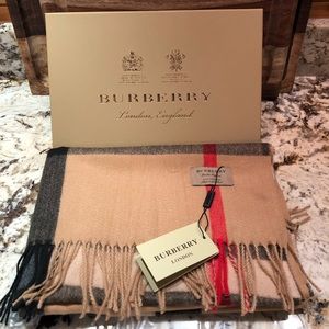 Burberry large classic check cashmere scarf
